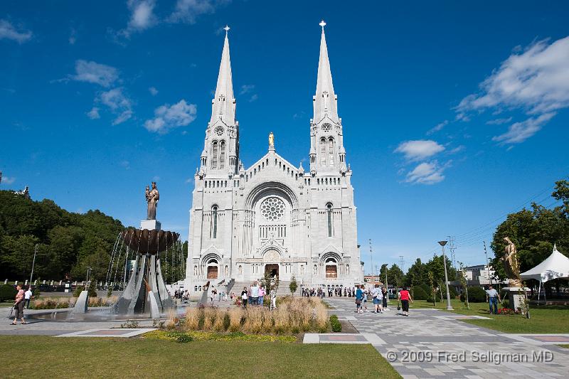 20090828_211827 D300.jpg - Sainte Anne de Beaupre Basilica, Beaupre Quebec is famous as a place of 'spiritual healing'